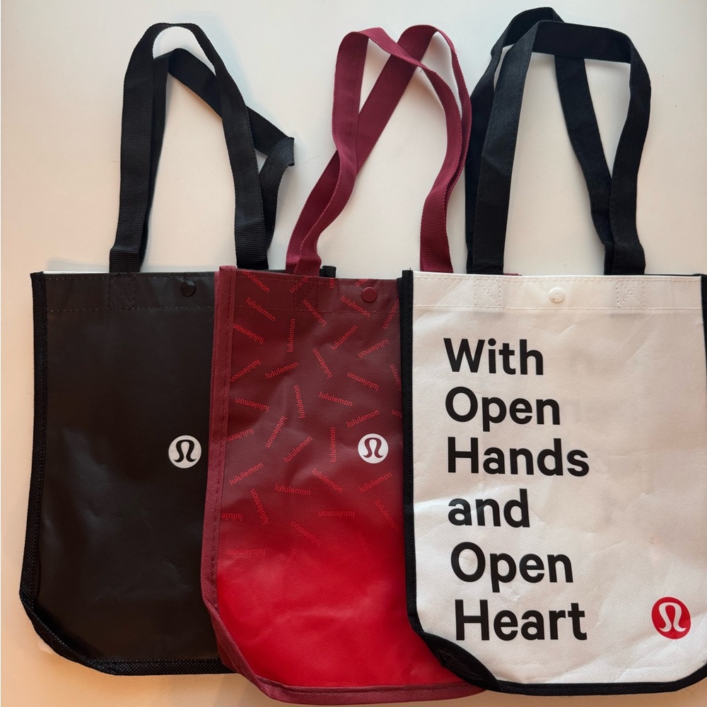 Lululemon reusable small size tote bag bundle